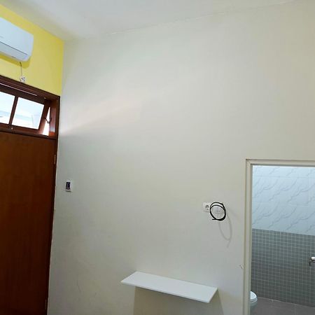 Bebek Kuning Residence Blimbing  Bagian luar foto