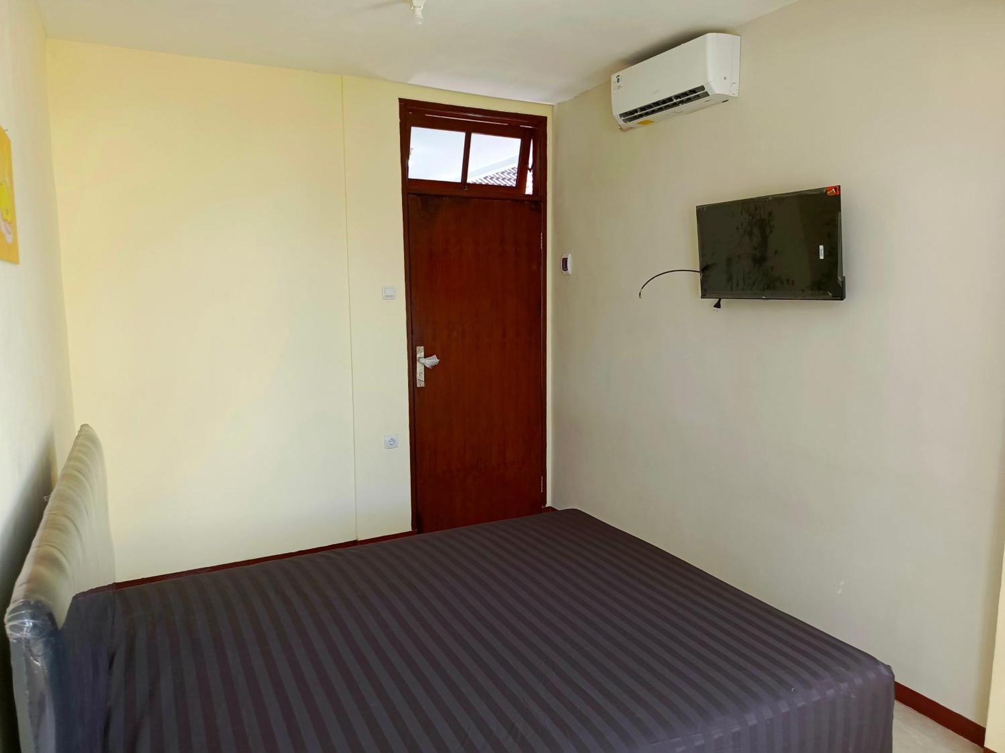 Bebek Kuning Residence Blimbing  Bagian luar foto