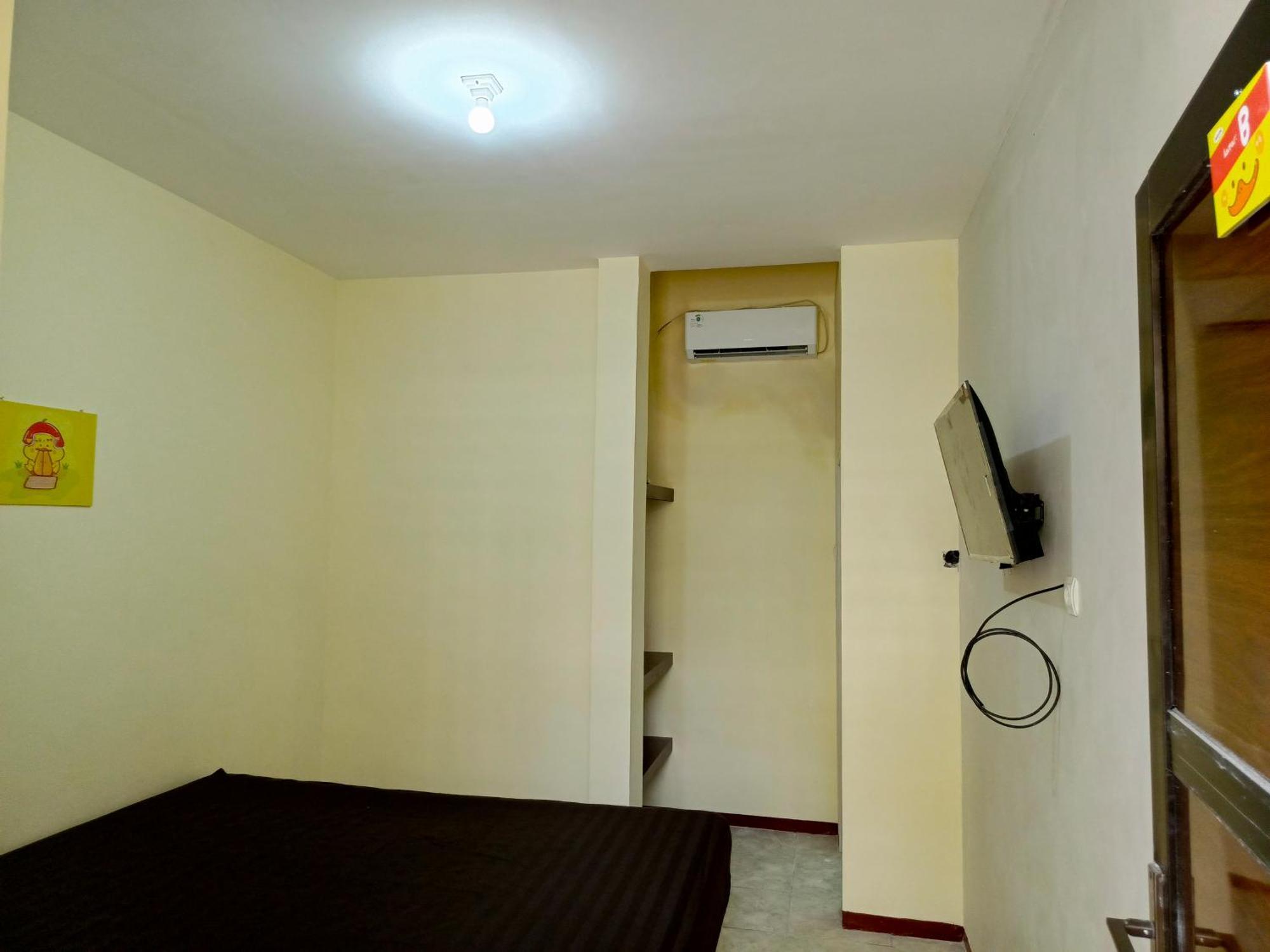 Bebek Kuning Residence Blimbing  Bagian luar foto